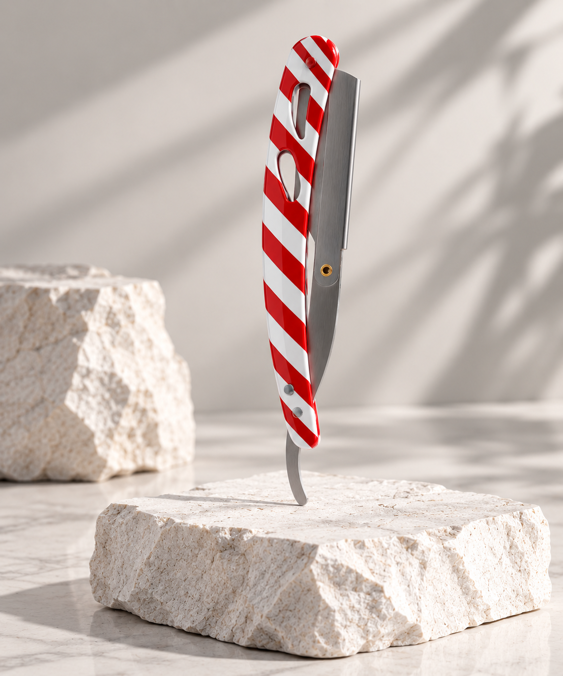Professional Barber Shavette Razor – Red, White & Blue Barber Pole Design
